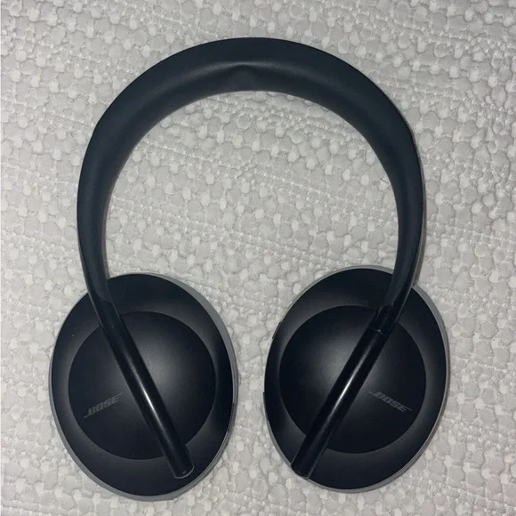Bose 700 Noise Cancelling Wireless Headphones